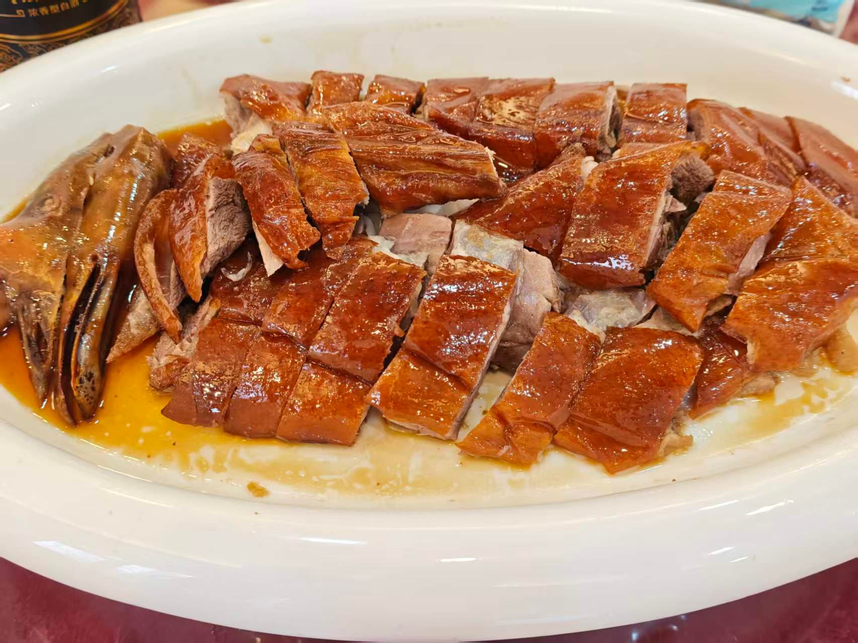 Cantonese roast goose served in Guangzhou, a reference photograph of Guangdong cooking