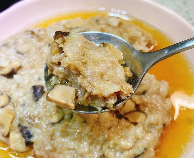 Cantonese Steamed Pork Patty with Shiitake Mushrooms